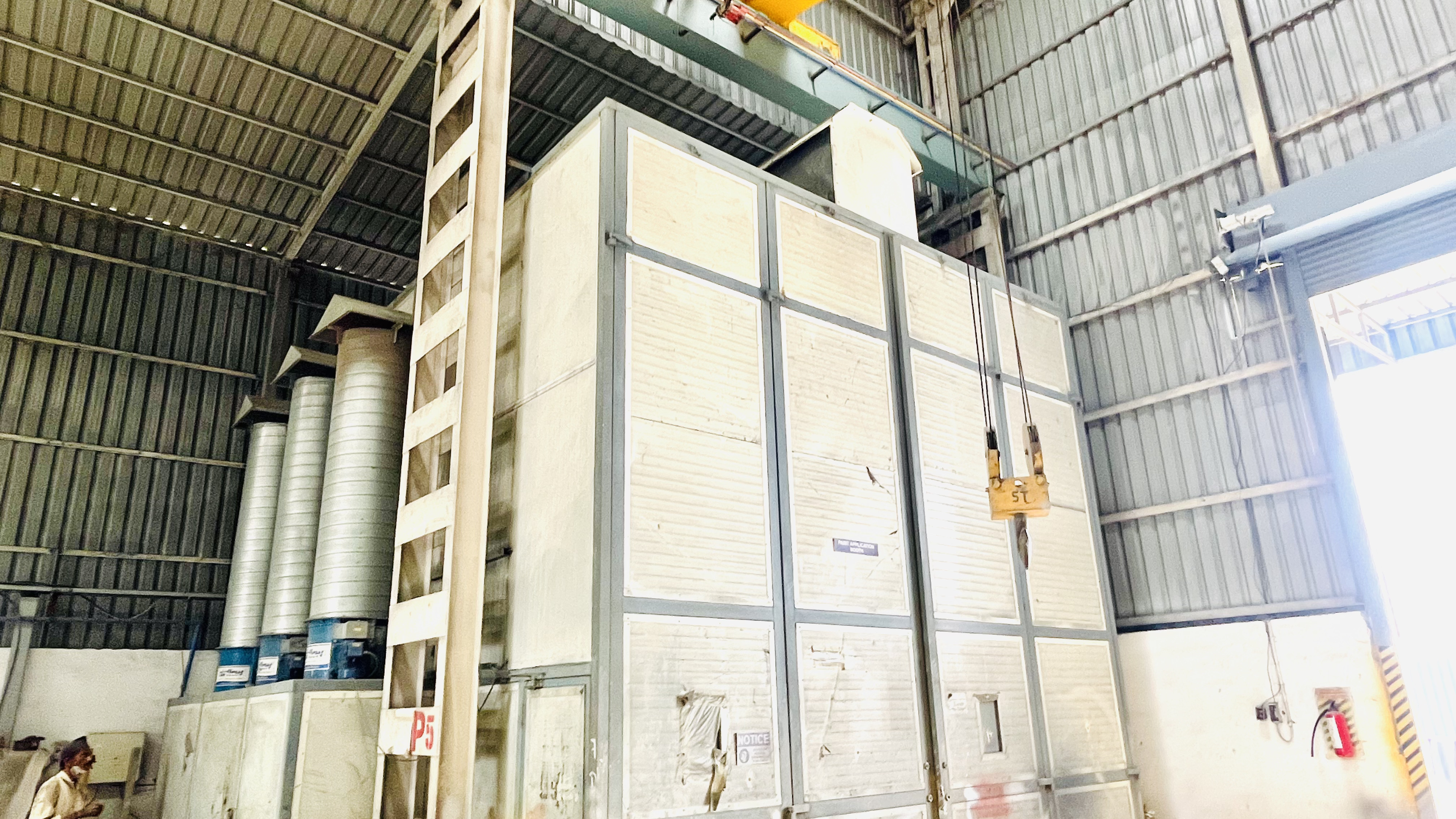 Small Component Painting Booth